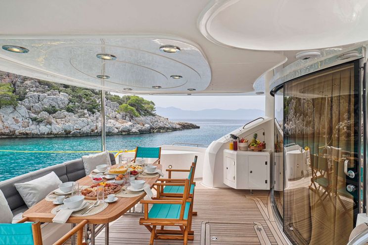 Charter Yacht M FIVE - Sunseeker 75 Yacht - 4 Cabins - Athens - Mykonos - Paros - Cyclades - Greece