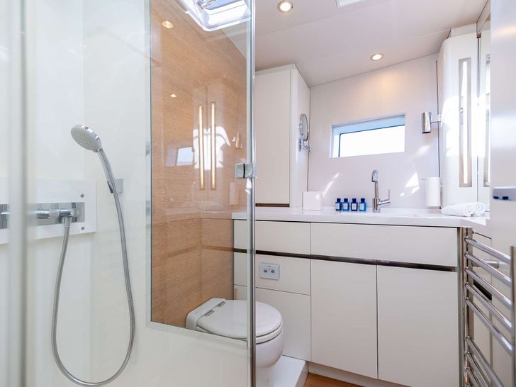 BUBBLES CNB 76 - master cabin bathroom wide shot BUBBLES CNB 76 - master cabin bathroom wide shot