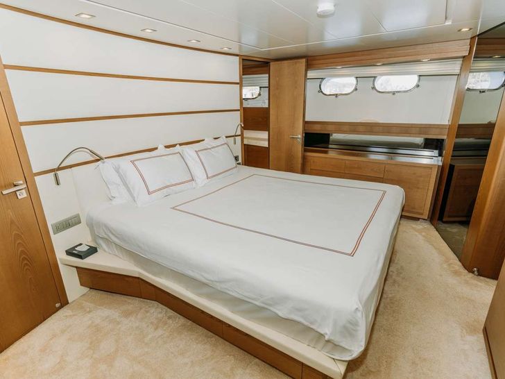 KUUM Sanlorenzo 75 - master cabin KUUM Sanlorenzo 75 - master cabin