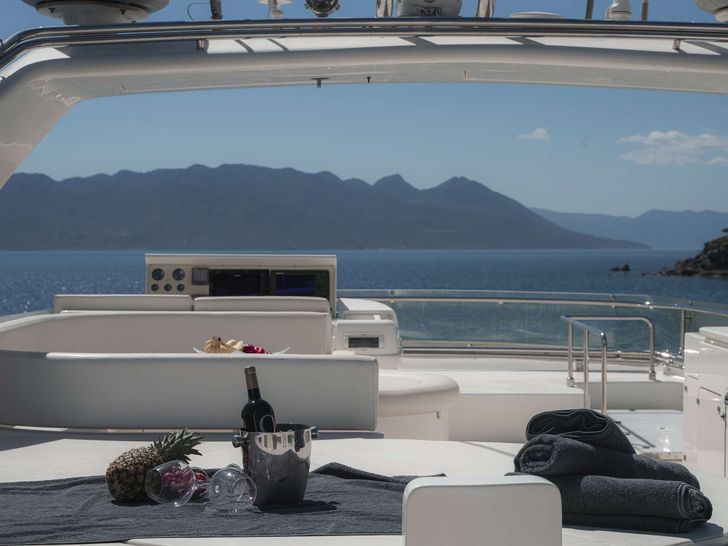 LIDIA Ferretti 830 - flybridge LIDIA Ferretti 830 - flybridge
