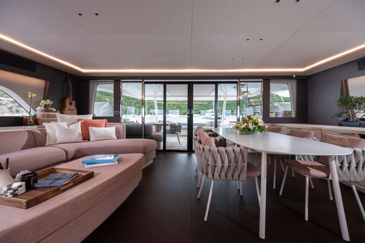 Charter Yacht SIETE MARES - Lagoon Seventy 8 - 4 Cabins - Tortola - Anegada - Virgin Gorda - British Virgin Islands