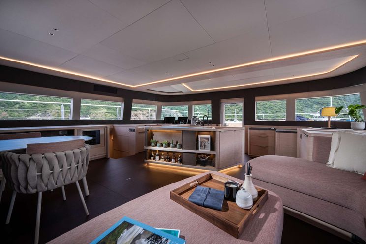 Charter Yacht SIETE MARES - Lagoon Seventy 8 - 4 Cabins - Tortola - Anegada - Virgin Gorda - British Virgin Islands