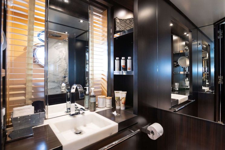 Charter Yacht MAC - Italcraft 105 - 4 Cabins - Athens - Mykonos - Paros - Cyclades - Greece