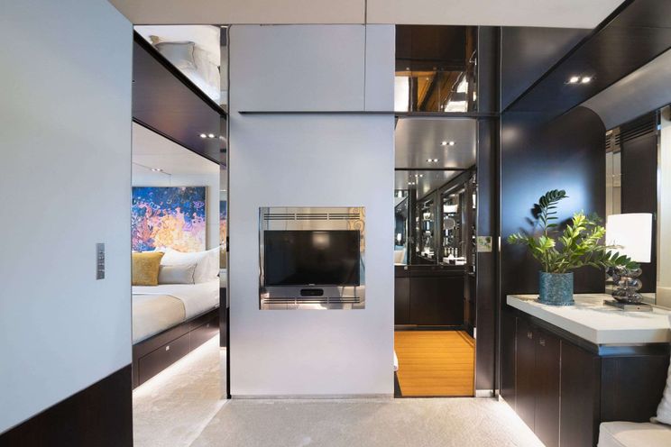 Charter Yacht MAC - Italcraft 105 - 4 Cabins - Athens - Mykonos - Paros - Cyclades - Greece