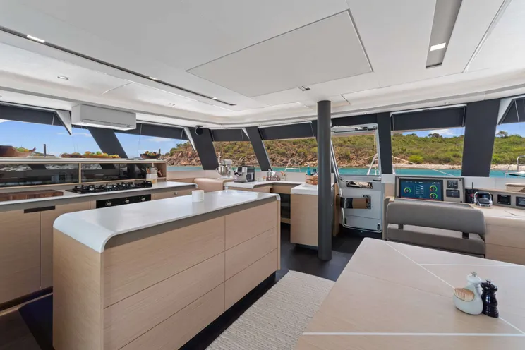 Charter Yacht PLUS 10 - Fountaine Pajot Samana 59 - 4 Cabins - St Thomas - Tortola - Anegada - Virgin Gorda - BVI - Caribbean