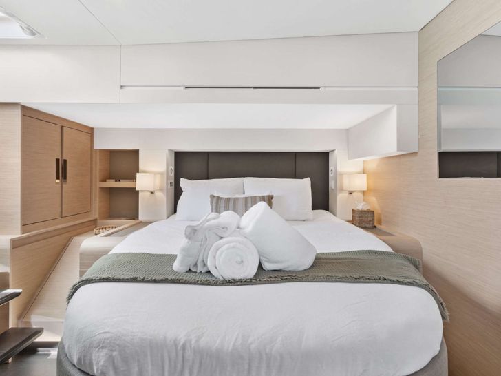 PLUS 10 - Fountaine Pajot Samana 59 - VIP Guest Cabin PLUS 10 - Fountaine Pajot Samana 59 - VIP Guest Cabin