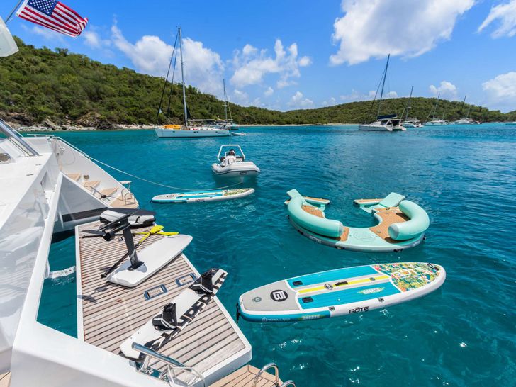 PLUS 10 - Fountaine Pajot Samana 59 - Watertoys PLUS 10 - Fountaine Pajot Samana 59 - Watertoys