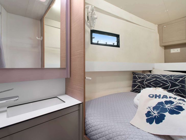 OHANA Fountaine Pajot Samana 59 - crew cabin OHANA Fountaine Pajot Samana 59 - crew cabin