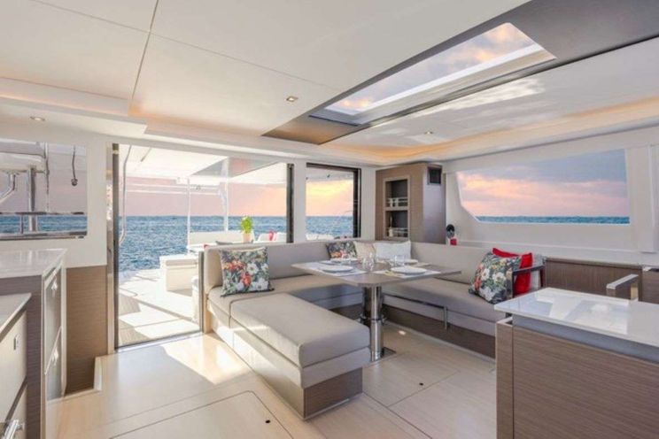 Charter Yacht WIND DANCER - Robertson and Caine Leopard 50 - 3 Cabins - St Martin - St Barths - Anguilla - Leewards