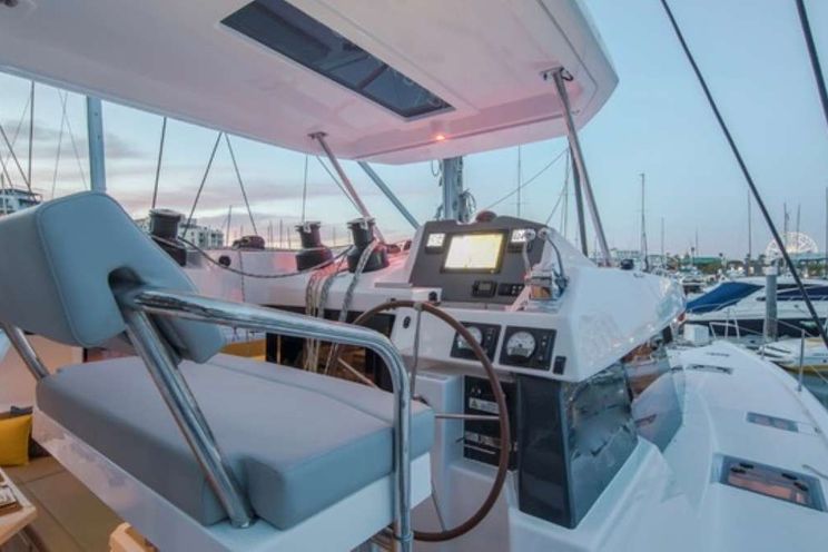 Charter Yacht WIND DANCER - Robertson and Caine Leopard 50 - 3 Cabins - St Martin - St Barths - Anguilla - Leewards