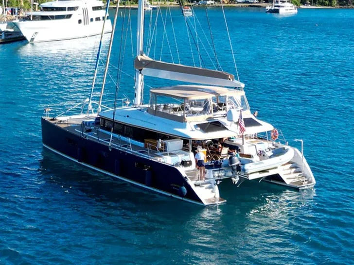 ANDROMEDA Lagoon 620 - anchored ANDROMEDA Lagoon 620 - anchored