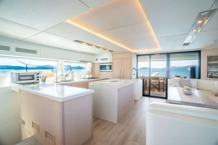 Charter Yacht FOREVER YOUNG - Two Oceans 555 - 3 Cabins - Tortola - Anegada - Virgin Gorda - British Virgin Islands - Caribbean