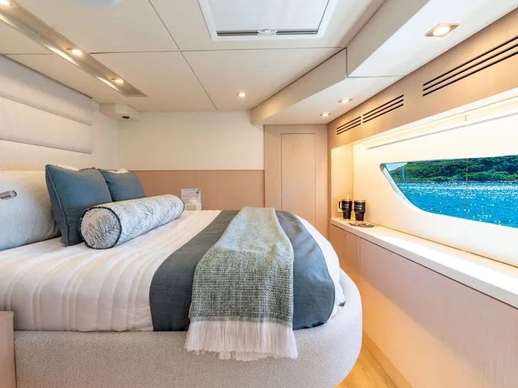 FOREVER YOUNG Two Oceans 555 - Guest Bedroom FOREVER YOUNG Two Oceans 555 - Guest Bedroom