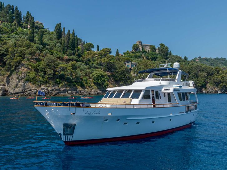 LIBERTY OF LONDON Custom Aluminum Cutter 24m - anchored LIBERTY OF LONDON Custom Aluminum Cutter 24m - anchored