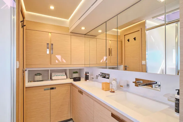 Charter Yacht SUNMOON - Fountaine Pajot Alegria 67 - 5 Cabins - Athens - Mykonos - Paros - Cyclades - Greece