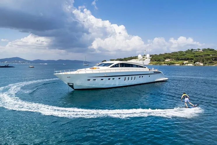 Charter Yacht ECLAT - Leopard 31 - 4 Cabins - Cannes - St Tropez - Monaco - French Riviera