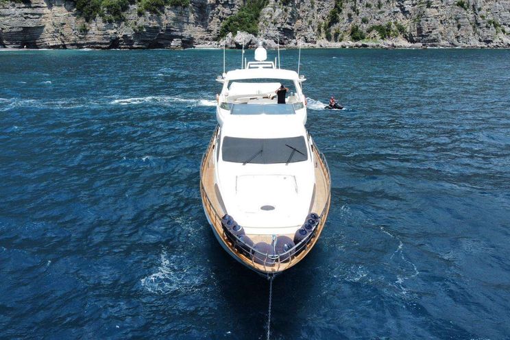 Charter Yacht MINERVA - Azimut 78 - 4 Cabins - Naples - Capri - Positano - Amalfi Coast - Italy