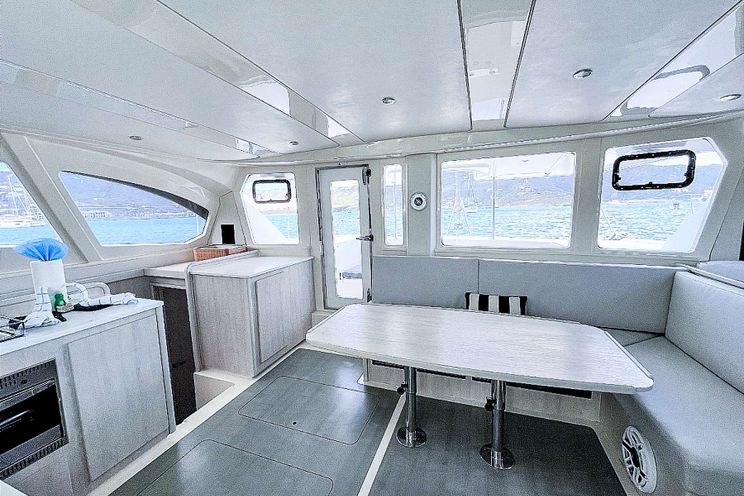 Charter Yacht BLACKFISK - Leopard 444 - 4 Cabins - St Thomas - St John - St Croix - USVI - Caribbean