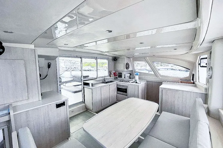 Charter Yacht BLACKFISK - Leopard 444 - 4 Cabins - St Thomas - St John - St Croix - USVI - Caribbean