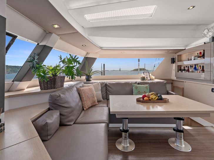 IARA Fountaine Pajot Saba 50 - saloon IARA Fountaine Pajot Saba 50 - saloon