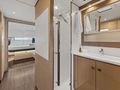 IARA Fountaine Pajot Saba 50 - cabin 3 bathroom IARA Fountaine Pajot Saba 50 - cabin 3 bathroom