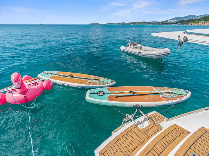 IARA Fountaine Pajot Saba 50 - water toys IARA Fountaine Pajot Saba 50 - water toys