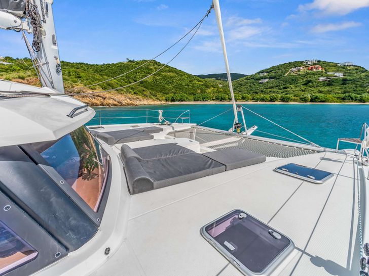 IARA Fountaine Pajot Saba 50 - foredeck IARA Fountaine Pajot Saba 50 - foredeck