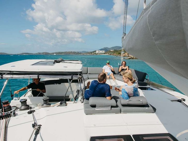 AMAJEN Fountaine Pajot Aura 51 - Flybridge AMAJEN Fountaine Pajot Aura 51 - Flybridge