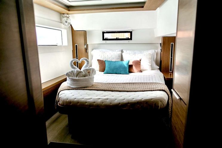 Charter Yacht STARRY NIGHT - Lagoon 46 - 3 Cabins - Tortola - Anegada - Virgin Gorda - British Virgin Islands - Caribbean