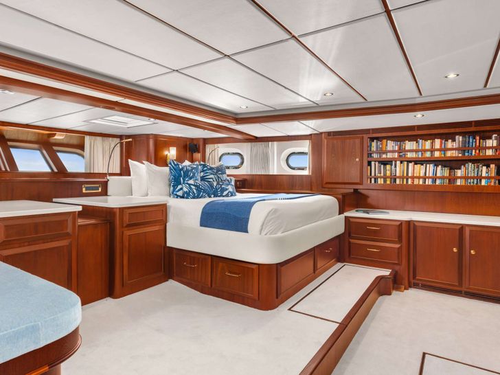 ABIDE Jongert 138 - master cabin ABIDE Jongert 138 - master cabin