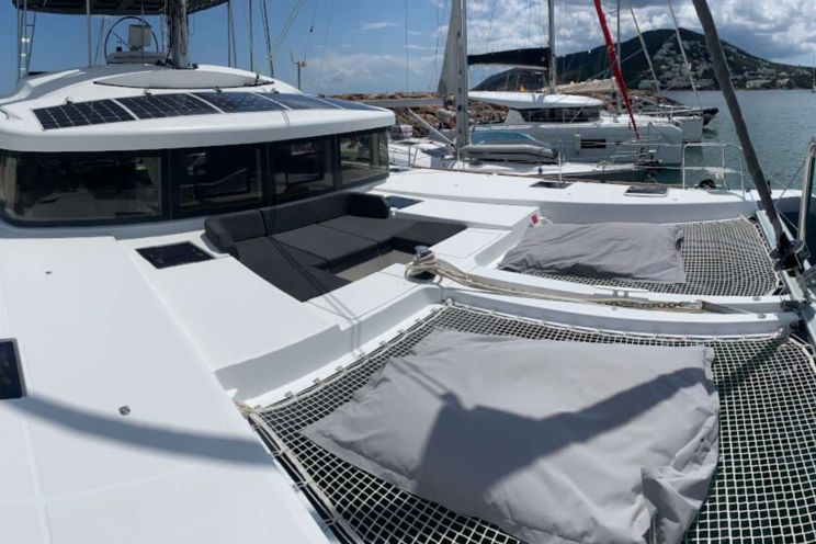 Charter Yacht GOA 10 - Lagoon 52 - 4 Cabins - Nassau - Exumas - Bahamas