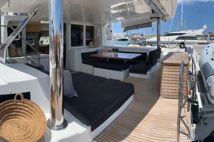 Charter Yacht GOA 10 - Lagoon 52 - 4 Cabins - Nassau - Exumas - Bahamas