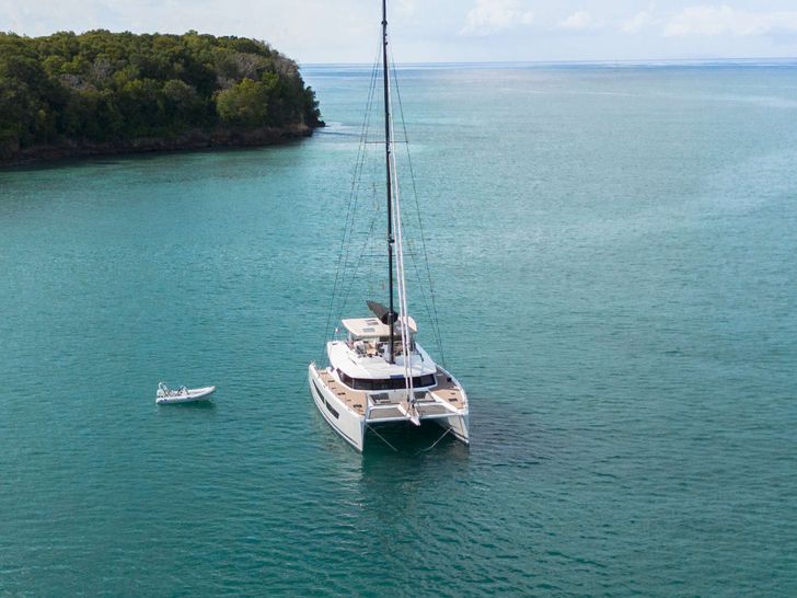 OKINAWA Fountaine Pajot Samana 59 - anchored aerial shot OKINAWA Fountaine Pajot Samana 59 - anchored aerial shot