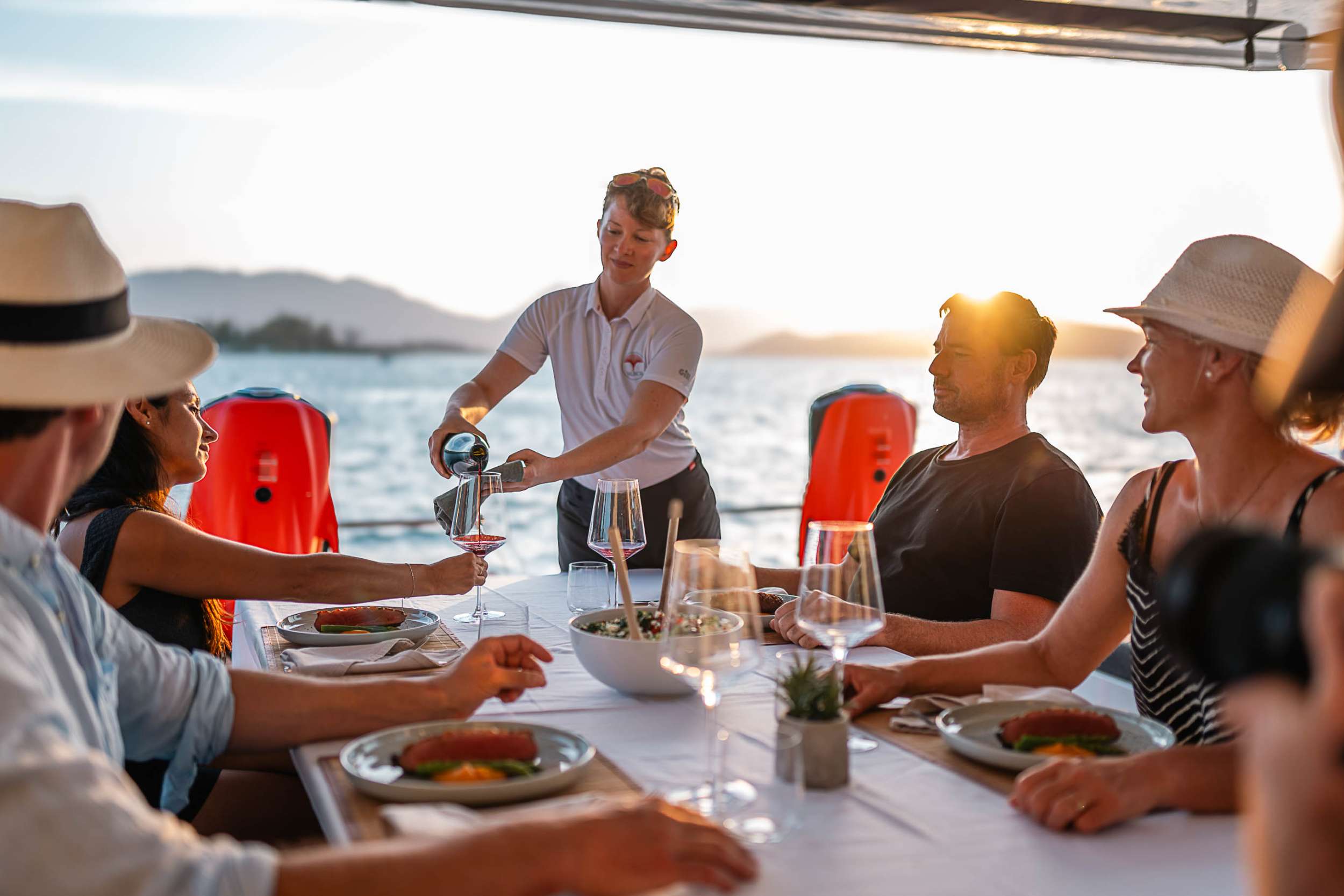 VALINOR(Mediterranean)Lagoon 55 - guests dining alfresco