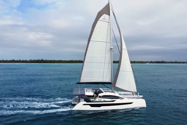 Charter Yacht FLYING WHALE - Xquisite Sixty Solar Sail - 2 Cabins - Nassau - Exumas - Bahamas