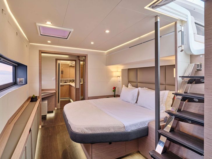 Master Cabin Master Cabin