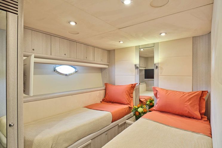 Charter Yacht M FIVE - Sunseeker 75 Yacht - 4 Cabins - Athens - Mykonos - Paros - Cyclades - Greece