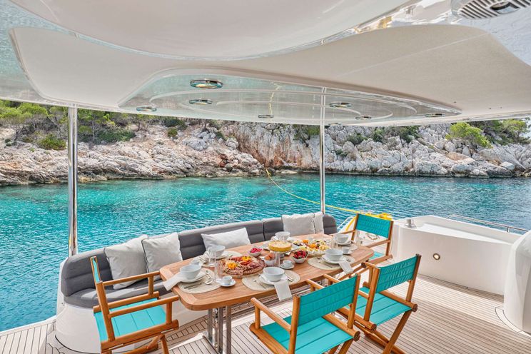 Charter Yacht M FIVE - Sunseeker 75 Yacht - 4 Cabins - Athens - Mykonos - Paros - Cyclades - Greece