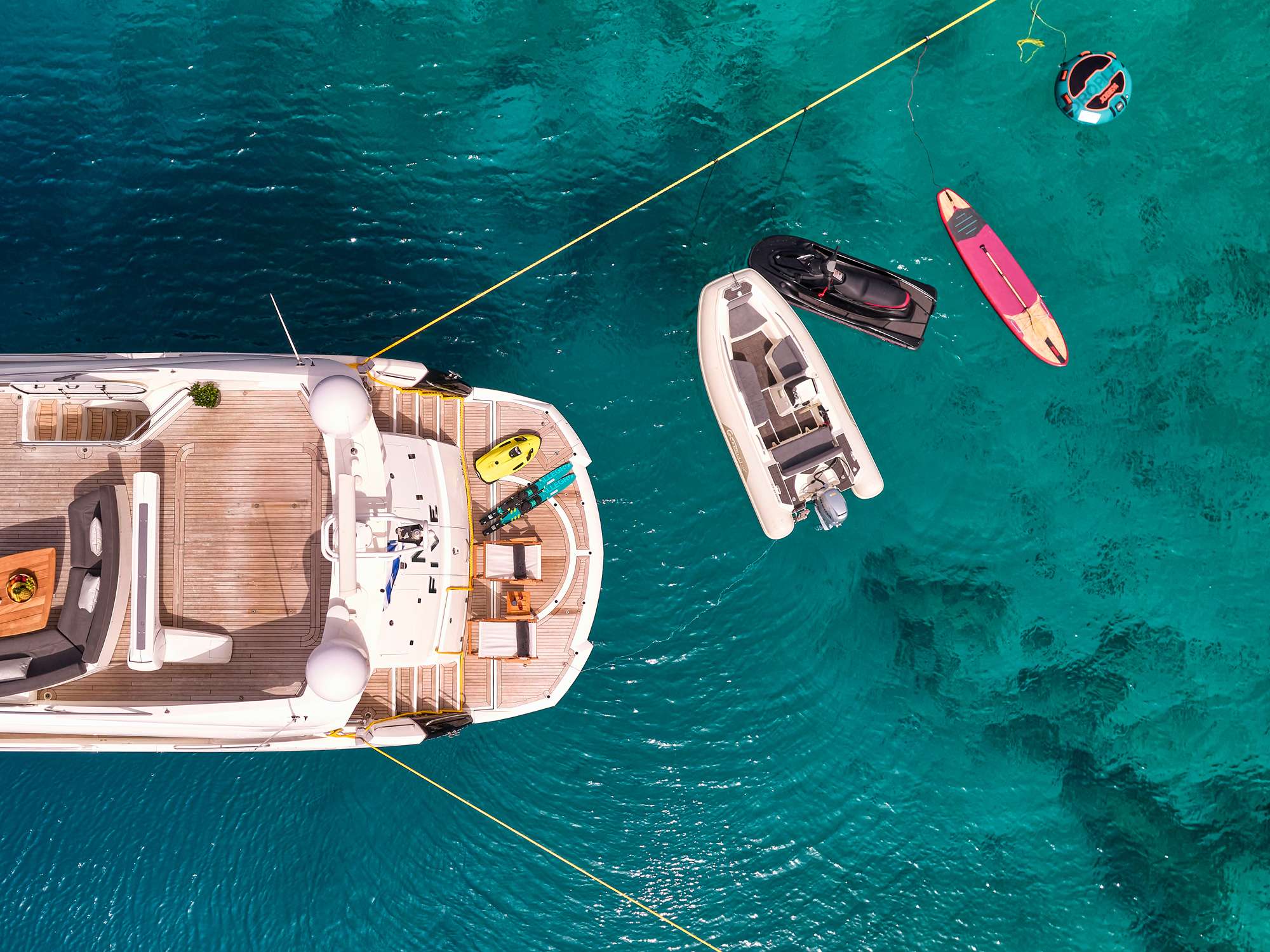 M FIVE Sunseeker 75 Yacht - top aft shot