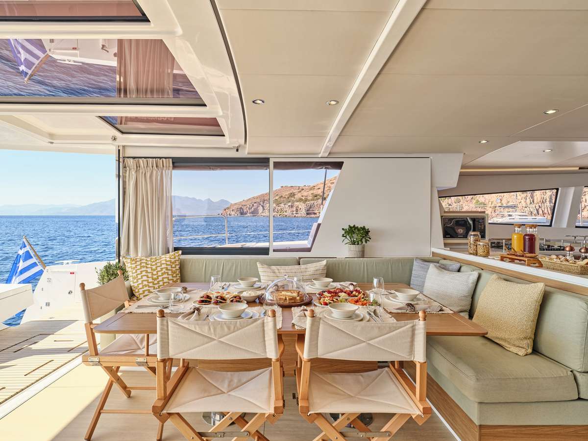 Charter Yacht SAHANA - Bali 5.4 - 4 Cabins - Athens - Mykonos - Paros - Cyclades - Greece