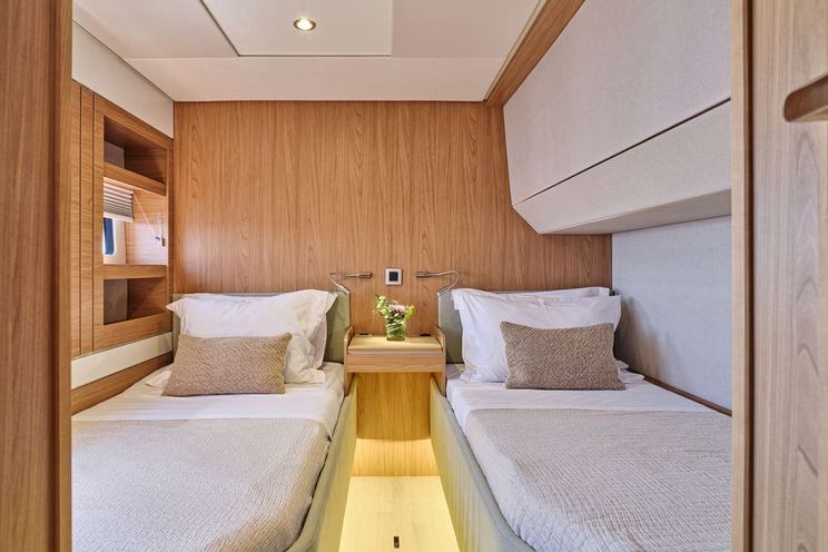 Charter Yacht SAHANA - Bali 5.4 - 4 Cabins - Athens - Mykonos - Paros - Cyclades - Greece