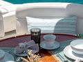 MANU Azimut 68 - alfresco breakfast MANU Azimut 68 - alfresco breakfast