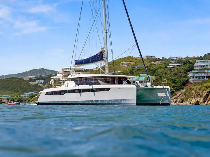 ONE II LOVE Leopard 50 - Starboard ONE II LOVE Leopard 50 - Starboard