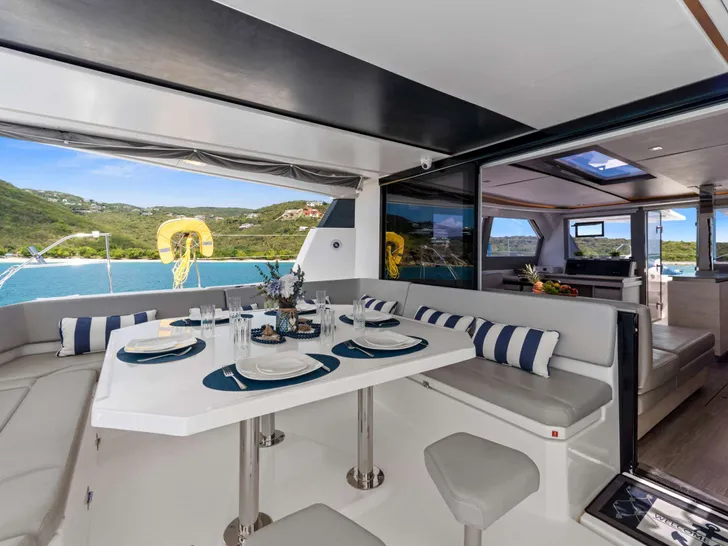 ONE II LOVE Leopard 50 - Aft Deck Dining ONE II LOVE Leopard 50 - Aft Deck Dining