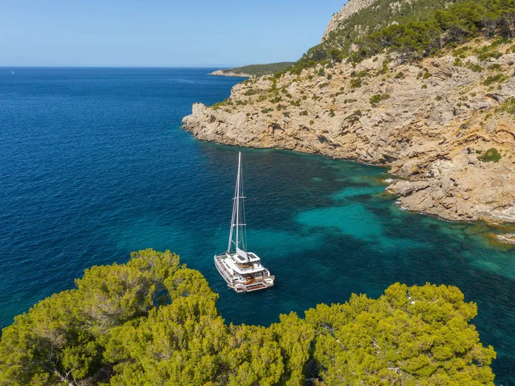 LADY M Lagoon 60 - anchored drone shot LADY M Lagoon 60 - anchored drone shot