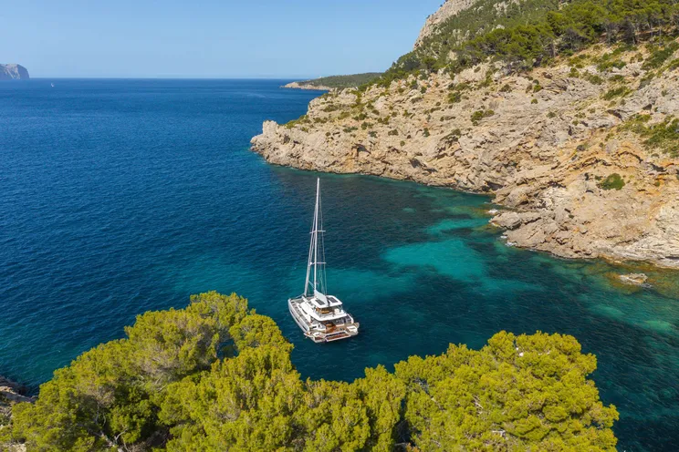 Charter Yacht LADY M - Lagoon 60 - 4 Cabins - Athens - Mykonos - Paros - Cyclades - Greece