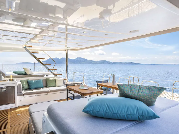 LADY M Lagoon 60 - aft deck LADY M Lagoon 60 - aft deck