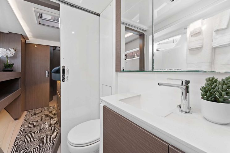 Charter Yacht SOMMER - Leopard 50 ft - 3 Cabins - St Thomas - St Croix - St John - USVI - Caribbean