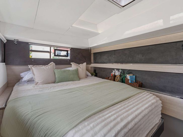 ONE LOVE - Leopard 50 - VIP guest cabin ONE LOVE - Leopard 50 - VIP guest cabin