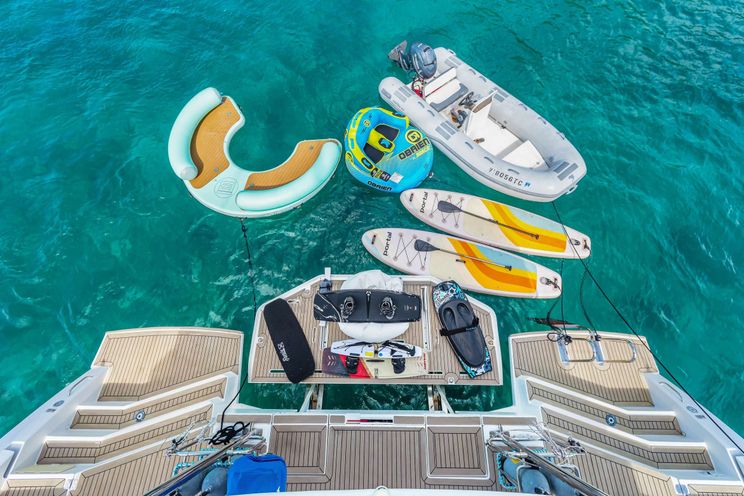 Charter Yacht ONE LOVE - Leopard 50 - 3 Cabins - St Thomas - St John - St Croix - USVI - Caribbean